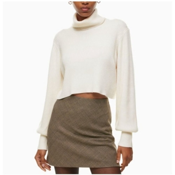 Aritzia Wilfred Free 100% Cashemir Cropped Turtleneck Sweater Oat Beige M - Picture 1 of 11